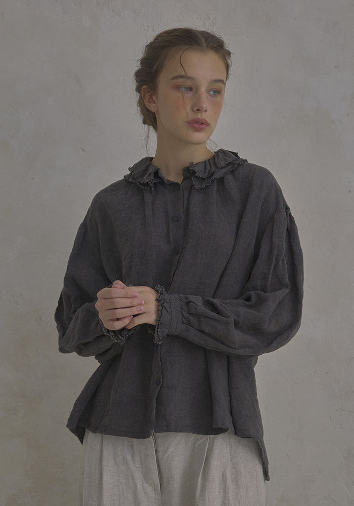 Mathilde frill blouse - bunt black